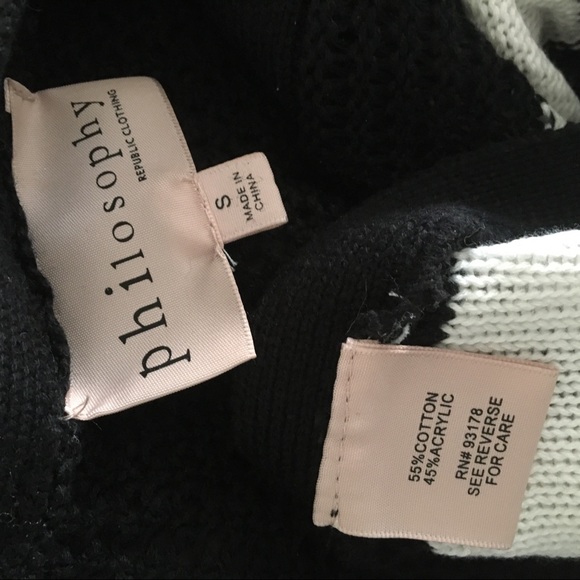 Philosophy stripped sleeveless v-neck knit top - Picture 5 of 5